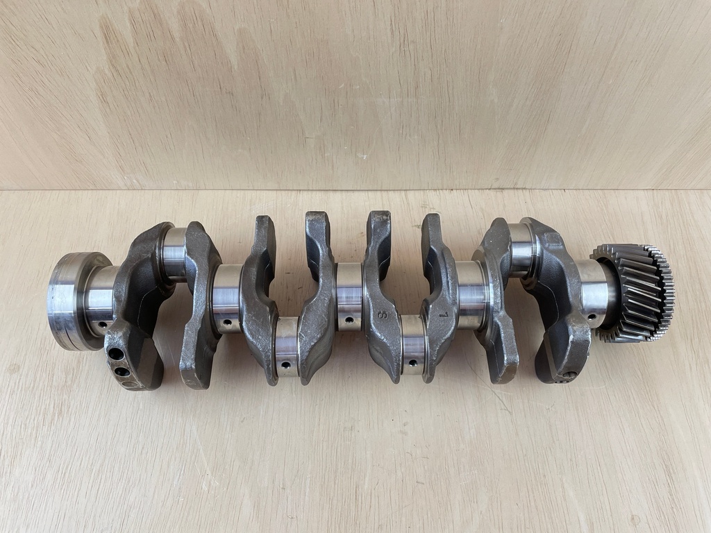 2014 Suzuki 150HP DF150 4 Stroke Outboard Crankshaft Assembly 12221-96J10