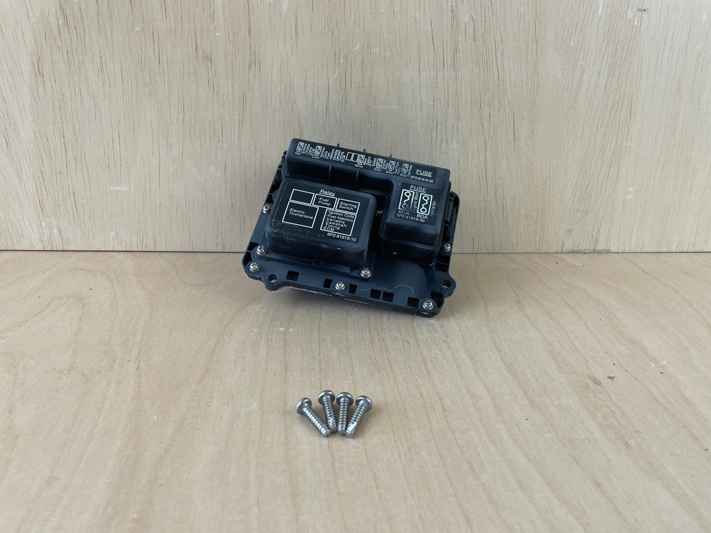 2007 Yamaha 250HP 4 Stroke Outboard Fuse Box Assembly 6P2-82170-03-00