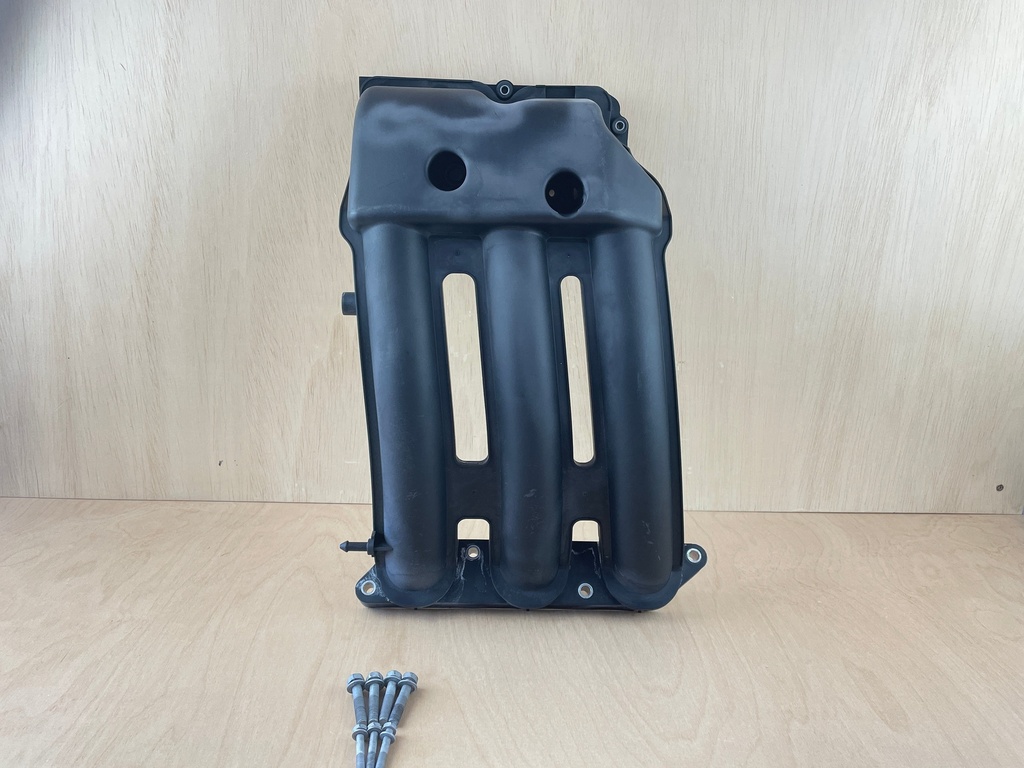 2007 Yamaha 250HP Outboard Right Starboard Side Intake Manifold 6P2-13641-00-00