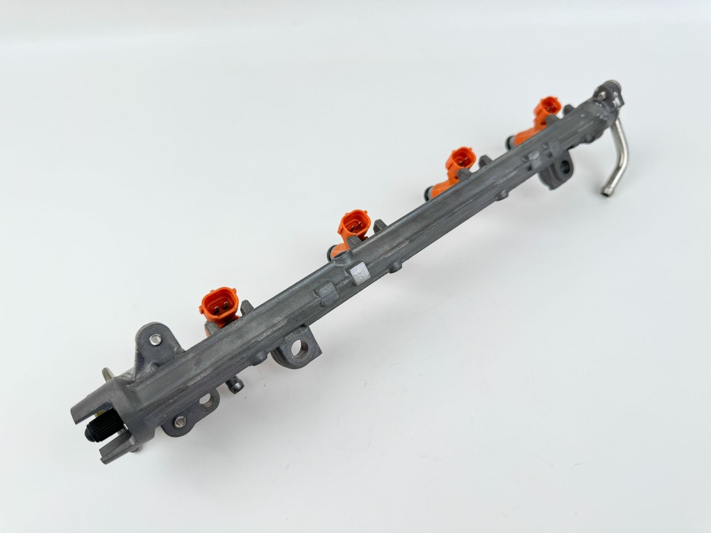 2009 Yamaha 115 HP 4 Stroke Outboard Fuel Injector Set W/ Rail 68V-8A360-00-00 OEM