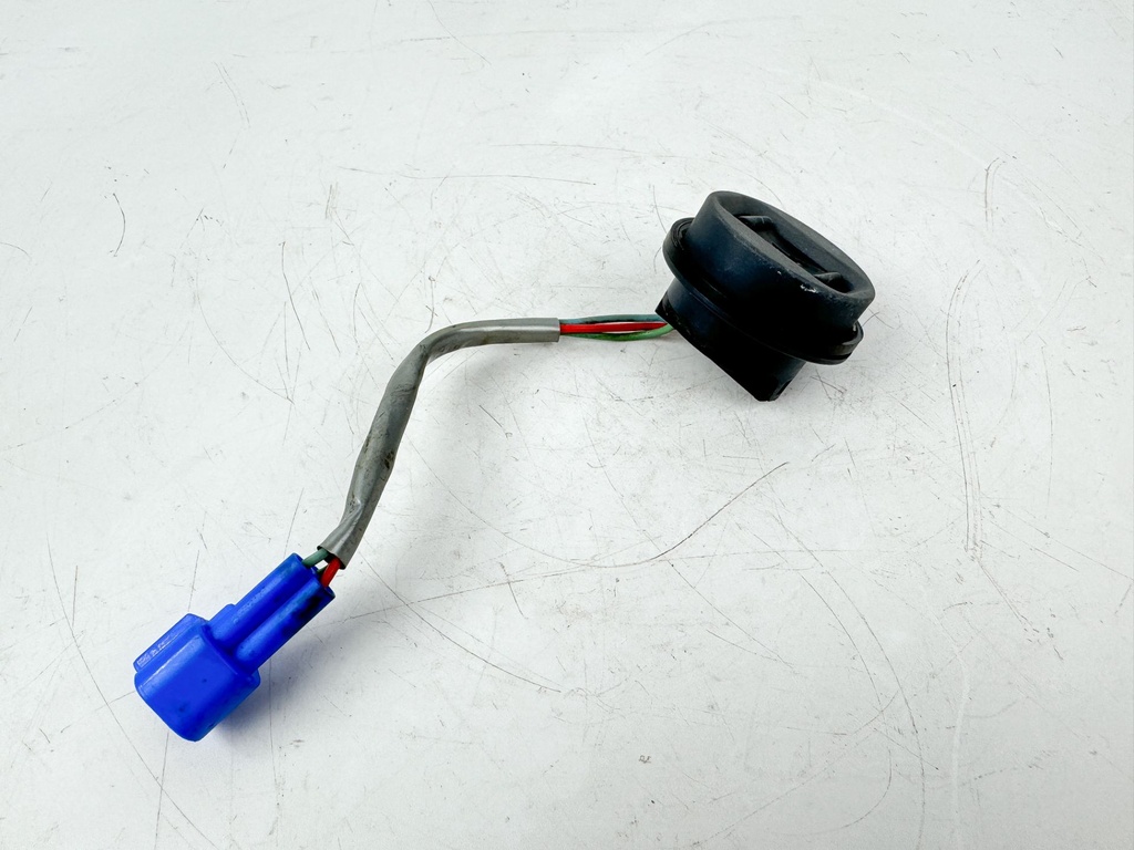 2005 Yamaha 115 HP 4 Stroke Outboard Trim Switch 63D-82563-11-00 OEM