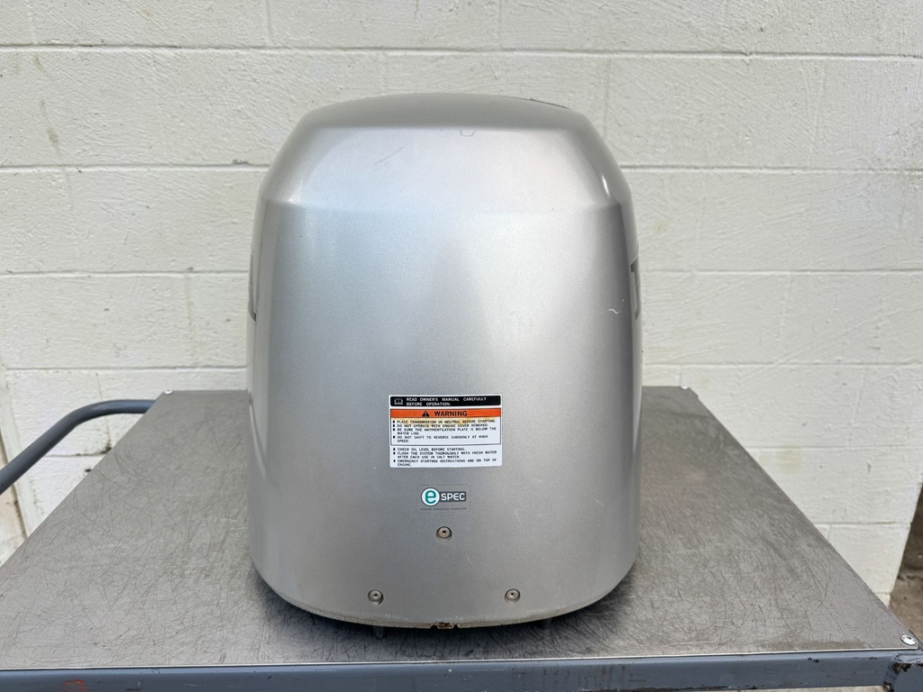 2004 Honda 90 HP 4 Stroke Outboard Top Cowling 63100-ZW1-030ZA OEM
