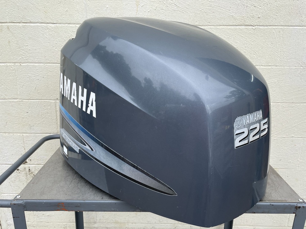 2003 Yamaha 225 HP 4 Stroke Outboard Top Cowling 69J-42610-00-8D OEM