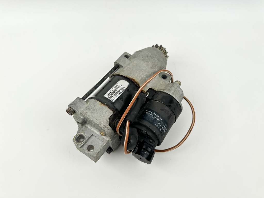 2001 Yamaha 200 HP 2 Stroke Outboard Starter Motor 68F-81800-01-00 OEM