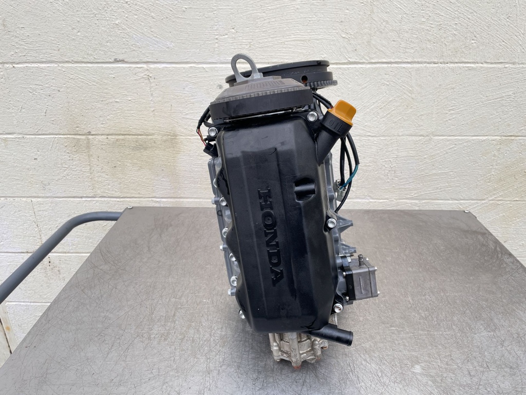 2006 Honda 50 HP 4 Stroke Outboard Powerhead 12000-ZW4-405ZA OEM
