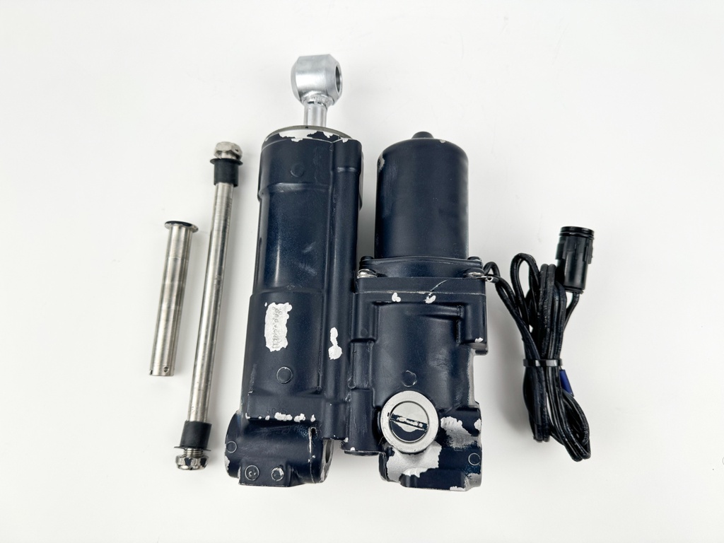 Johnson Evinrude 40 48 50 HP Power Trim & Tilt Unit 0438135 0435903 - Tested