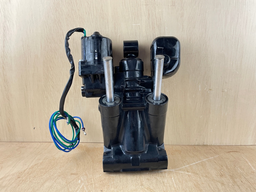 Johnson Evinrude Fastrac Hydraulic Power Trim And Tilt Assembly Unit Good Condition