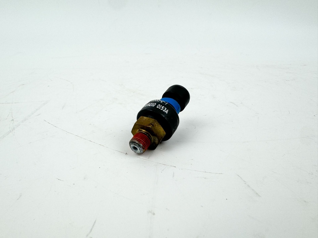 2001 Mercury 225 HP 2 Stroke Outboard Water Pressure Sensor 859596 OEM
