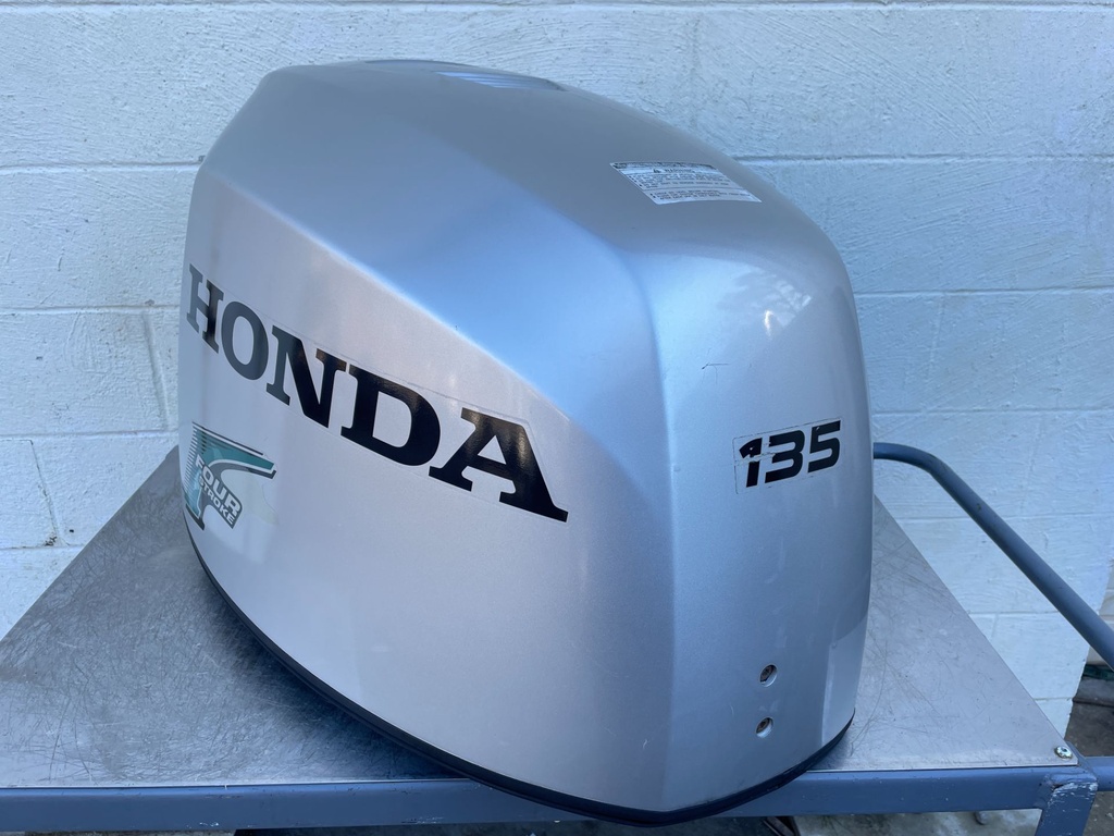 2007 Honda 135 HP 4 Stroke Outboard Top Cowling 63100-ZY6-030ZA OEM