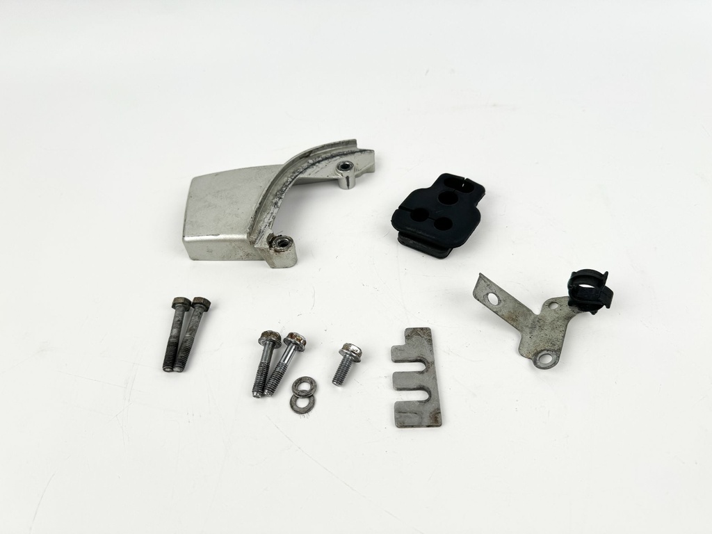 40151-ZV5-000ZA Honda 97-05 4 Stroke Outboard Cable Case Cover 40 50 HP