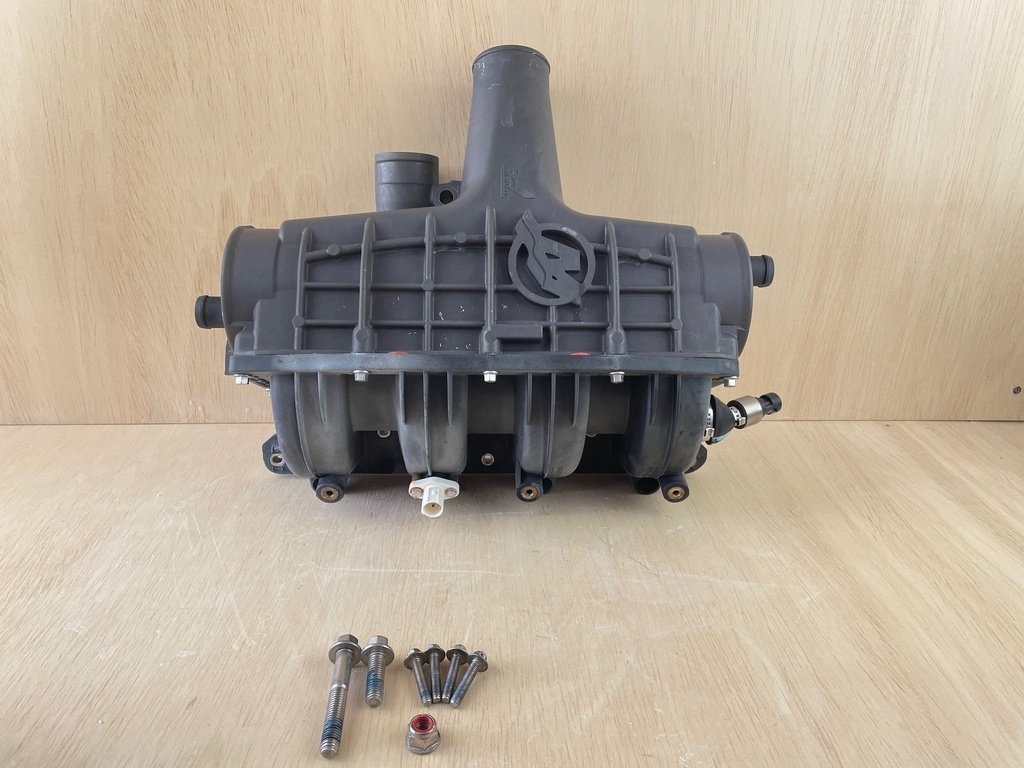 2015 Mercury 200HP L4 Verado Charge Air Cooler Integrated Air Fuel Assembly 8M0132387