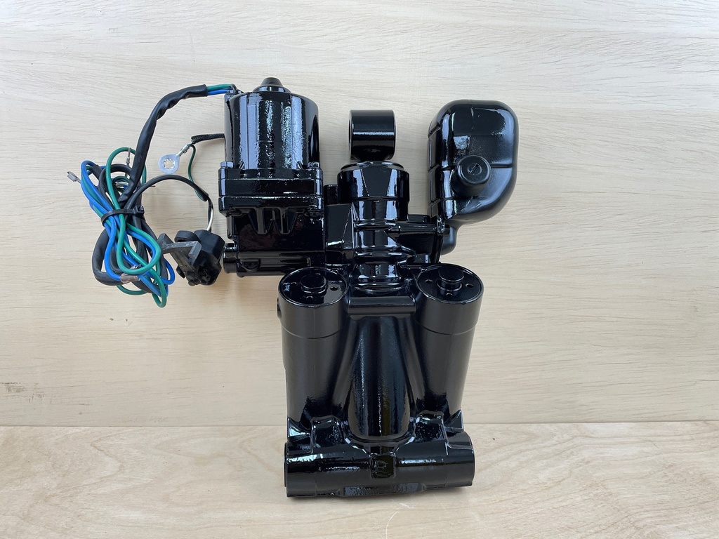 Johnson Evinrude Hydraulic Power Trim And Tilt Assembly - Good Condition