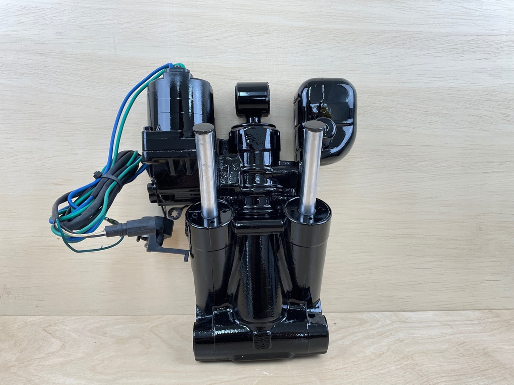 Evinrude Johnson BRP Power Trim & Tilt Unit Assembly