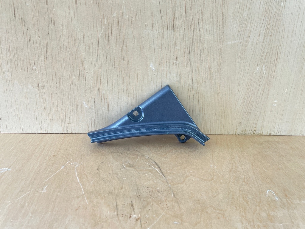 2004 Yamaha 75HP 4 Stroke Outboard Cable Cover Plate 67F-42738-00-5B