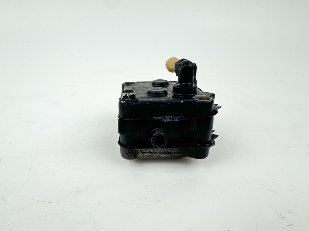 2003 Mercury 150 HP 2 Stroke Outboard Fuel Pump 14360A78 OEM