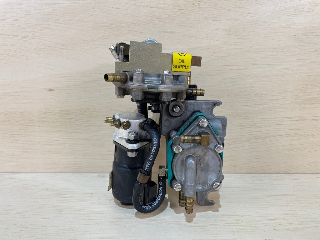 1999 Evinrude Ficht 175HP Oil Lift Pump And Injector 5001504 5005257