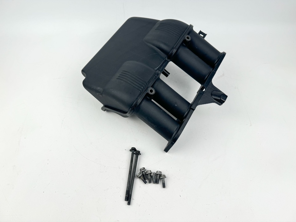 2005 Yamaha 115 HP 4 Stroke Outboard Intake Air Silencer Assembly OEM