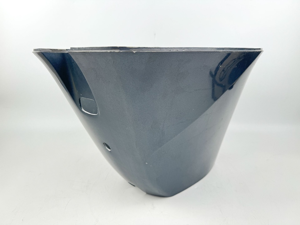 2005 Yamaha 115 HP 4 Stroke Outboard Lower Apron Cover 67F-42741-00-8D