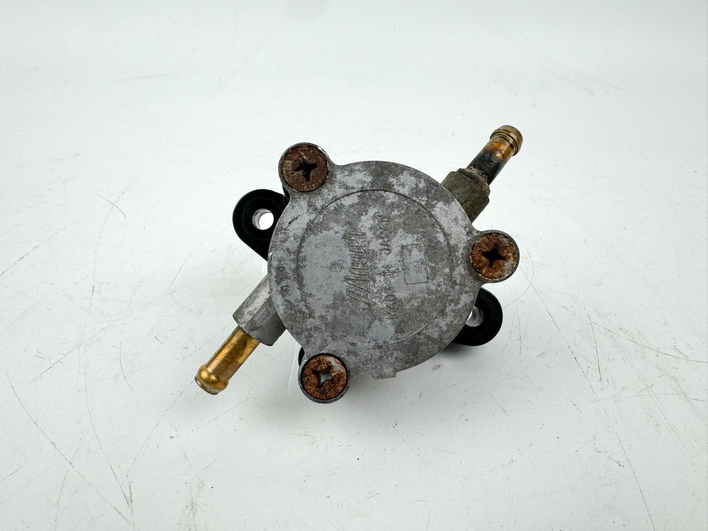 2005 Yamaha 115 HP 4 Stroke Outboard Fuel Pump 68V-24410-00-00