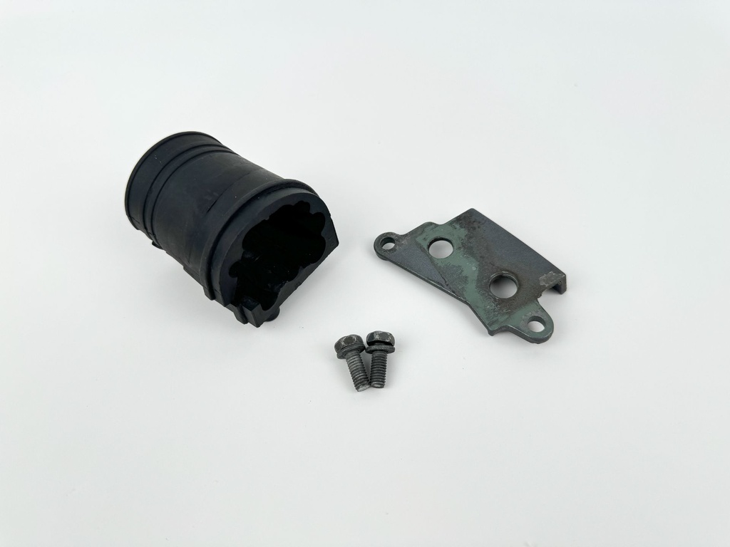 1995 Yamaha 250 HP 2 Stroke Outboard Cable Cover Plate 61A-42738-00-5B OEM