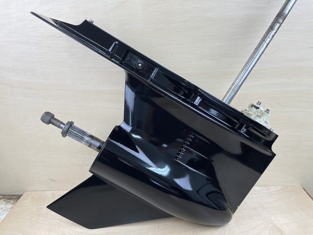 Mercury 300HP Verado 25" XL Lower Unit Gear Case Standard 8M0049870 1.75:1