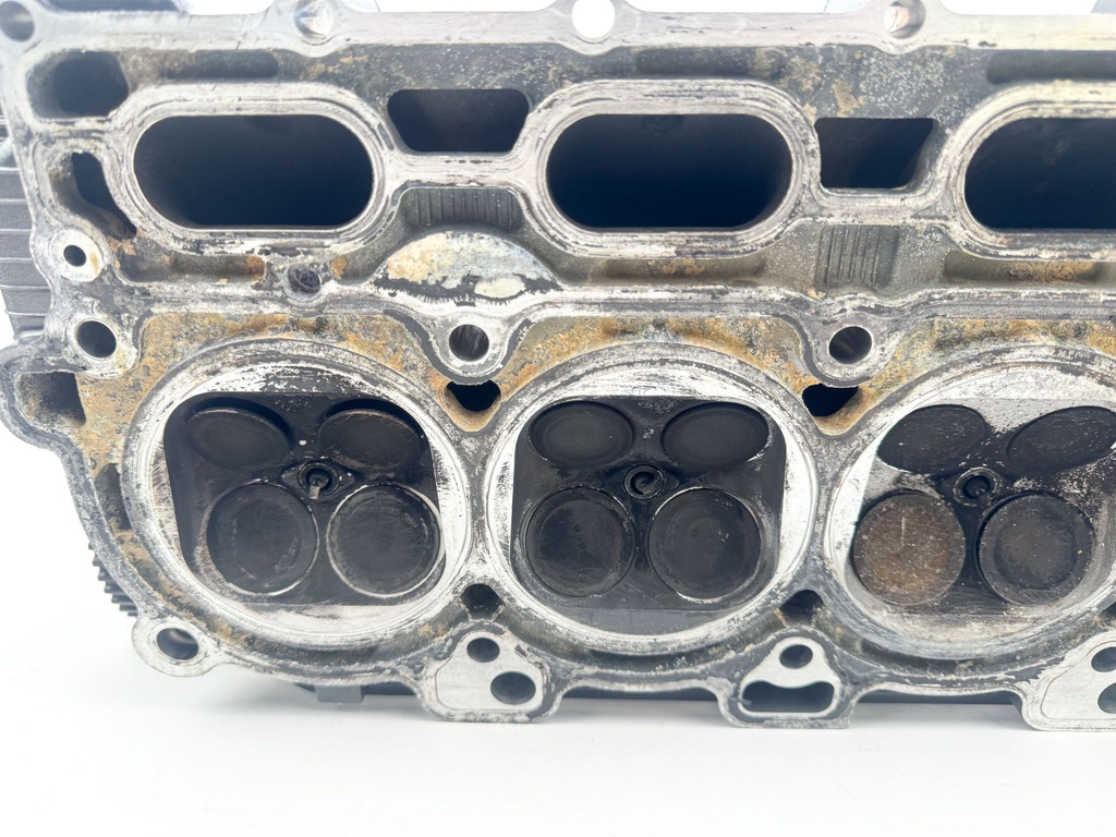 2011+ Yamaha F150 150 HP 4 Stroke Outboard Cylinder Head Complete