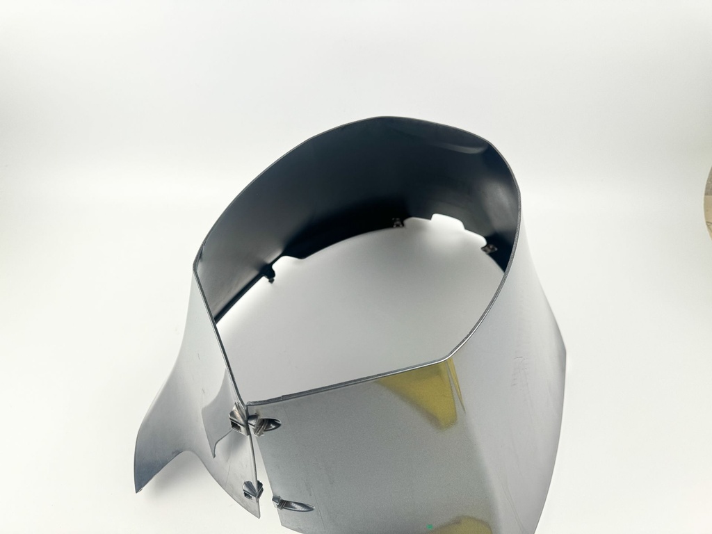 2018 Yamaha 150 HP 4 Stroke Outboard Lower Apron Cover 6DA-42741-10-8D OEM