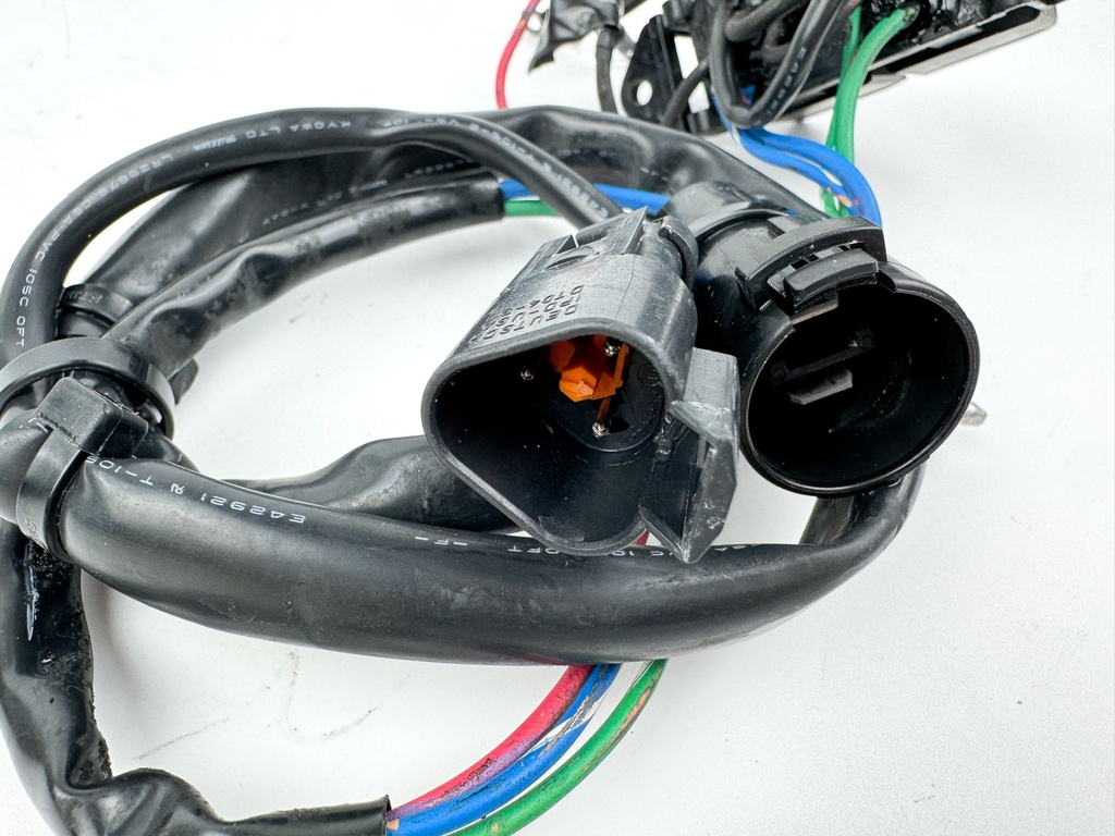 1996 Johnson 50 HP 2 Stroke Outboard Trim Relay Harness 0585015 OEM