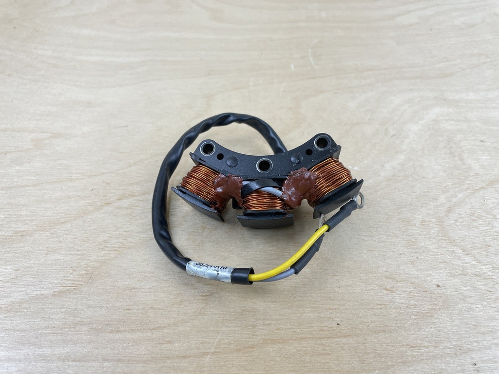 Mercury Mariner Outboard Charging Stator Assembly 86704A10 Brand New OEM