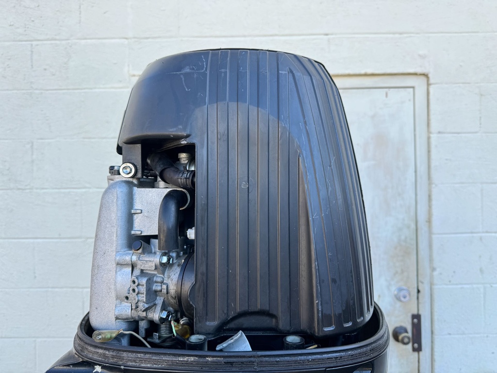 2007 Suzuki 90HP 4 Stroke Outboard Engine 20" Long Shaft - 539 Hours