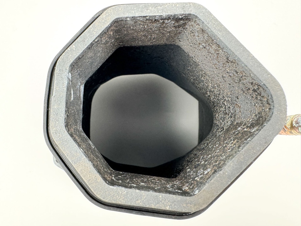 2012 Yamaha 150 HP 4 Stroke Outboard Exhaust Muffler 63P-14711-01-9S OEM