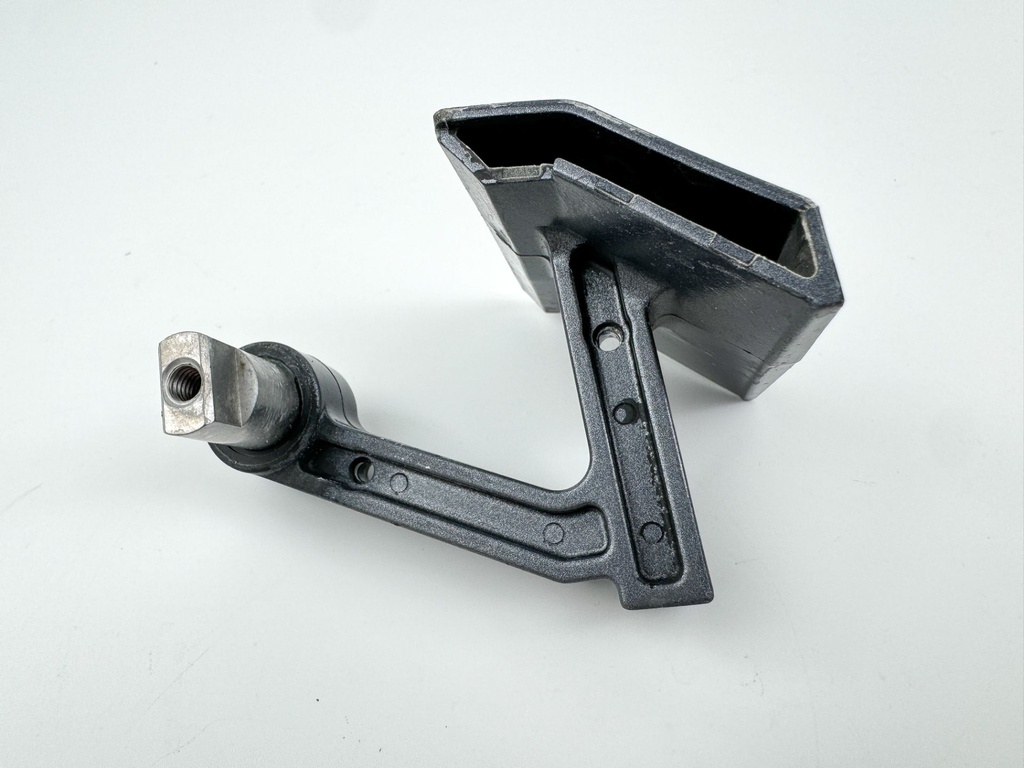 2012 Yamaha 150 HP 4 Stroke Outboard Latch Handle Set 63P-42815-00-8D OEM