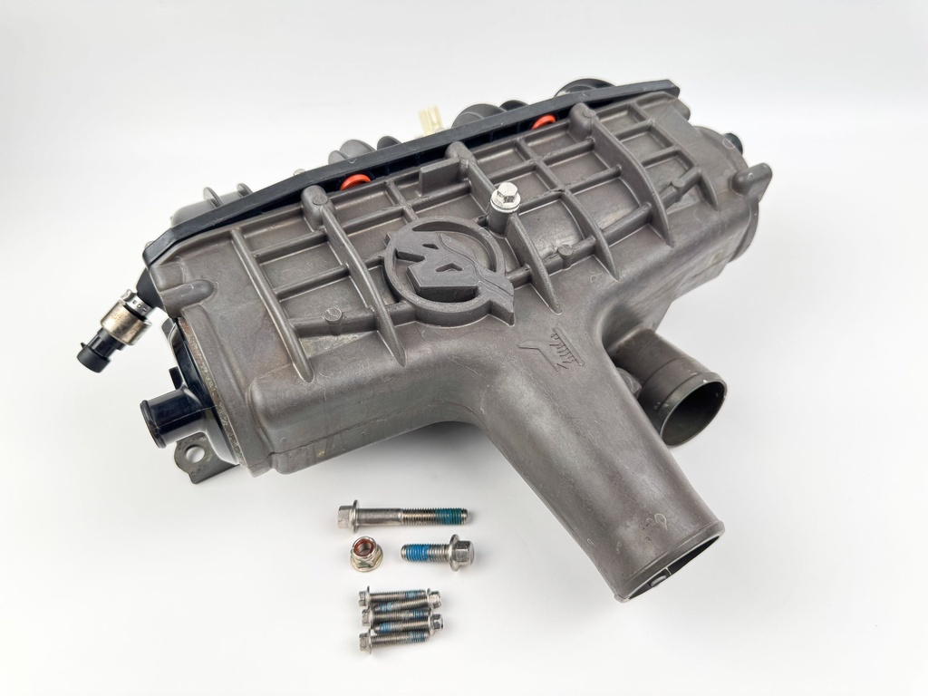 2009 Mercury 200 HP 4 Stroke Outboard Intercooler IAFM 8M0053762 OEM