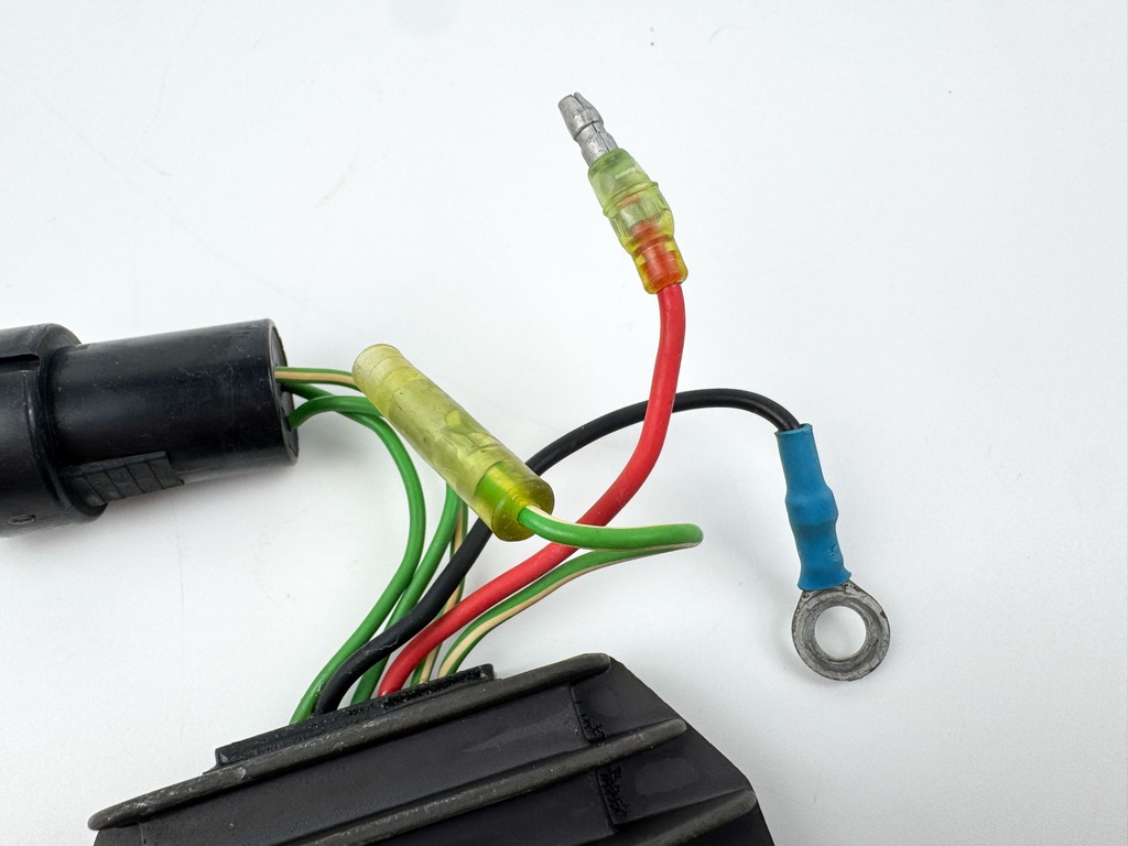 96-00 Yamaha 50HP 4 Stroke Outboard Rectifier Regulator Assembly 62Y-81960-00-00