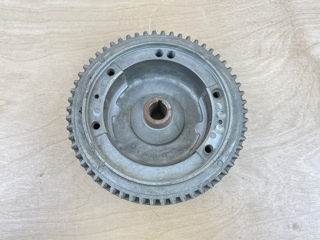 Evinrude Johnson OMC Flywheel Assembly 583916 0583916 Brand New OEM