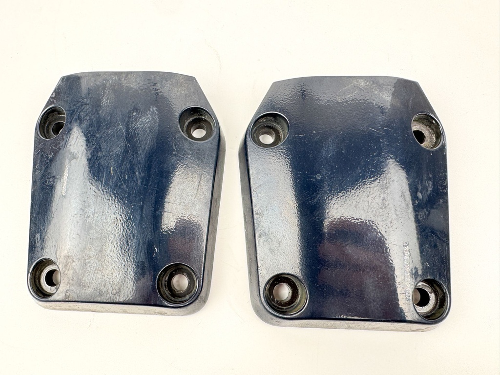 2012 Evinrude 250 HP 2 Stroke Etec Outboard Lower Mount Covers Set 0338741 OEM