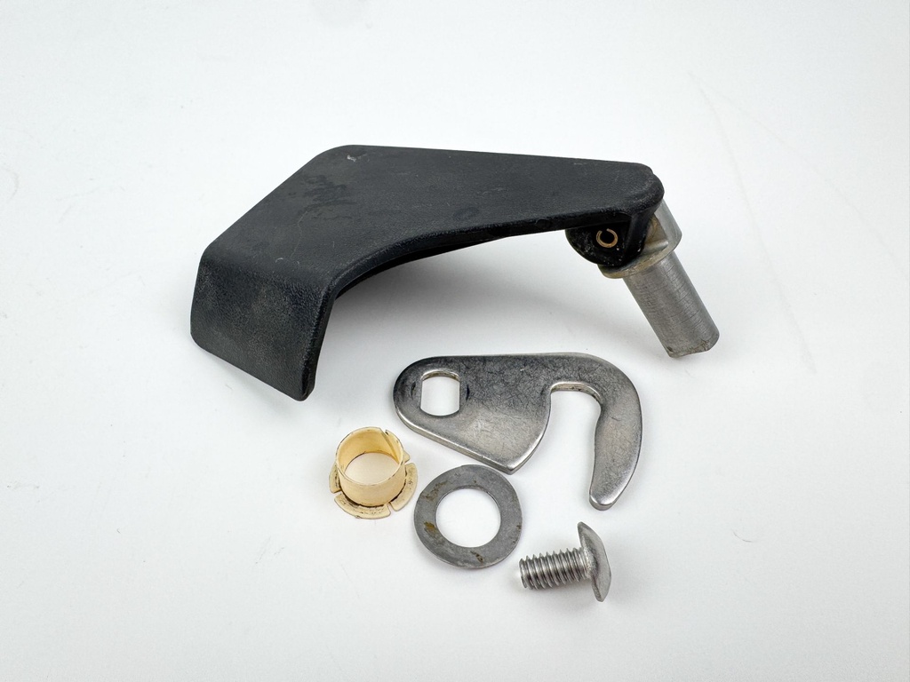 2012 Evinrude 250 HP 2 Stroke Etec Outboard Port Latch Handle 5005707 OEM