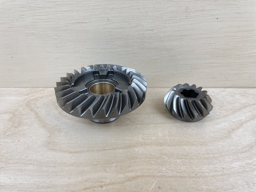 Evinrude Johnson OMC Forward Gear & Pinion 985050 0985050 Brand New OEM