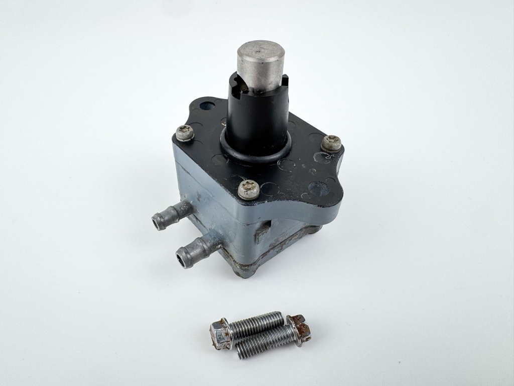1999 Honda 50 HP 4 Stroke Outboard Fuel Pump 16700-ZW1-004 OEM