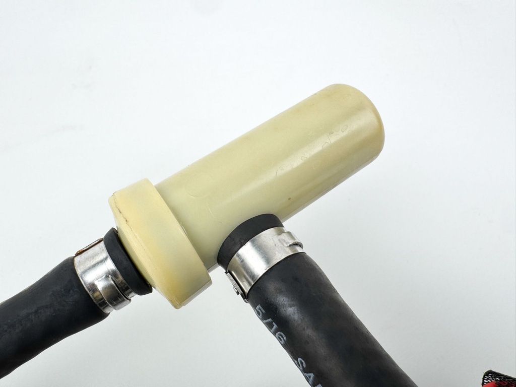 2008 Evinrude 300 HP 2 Stroke Outboard Oil Pump 5007639 OEM