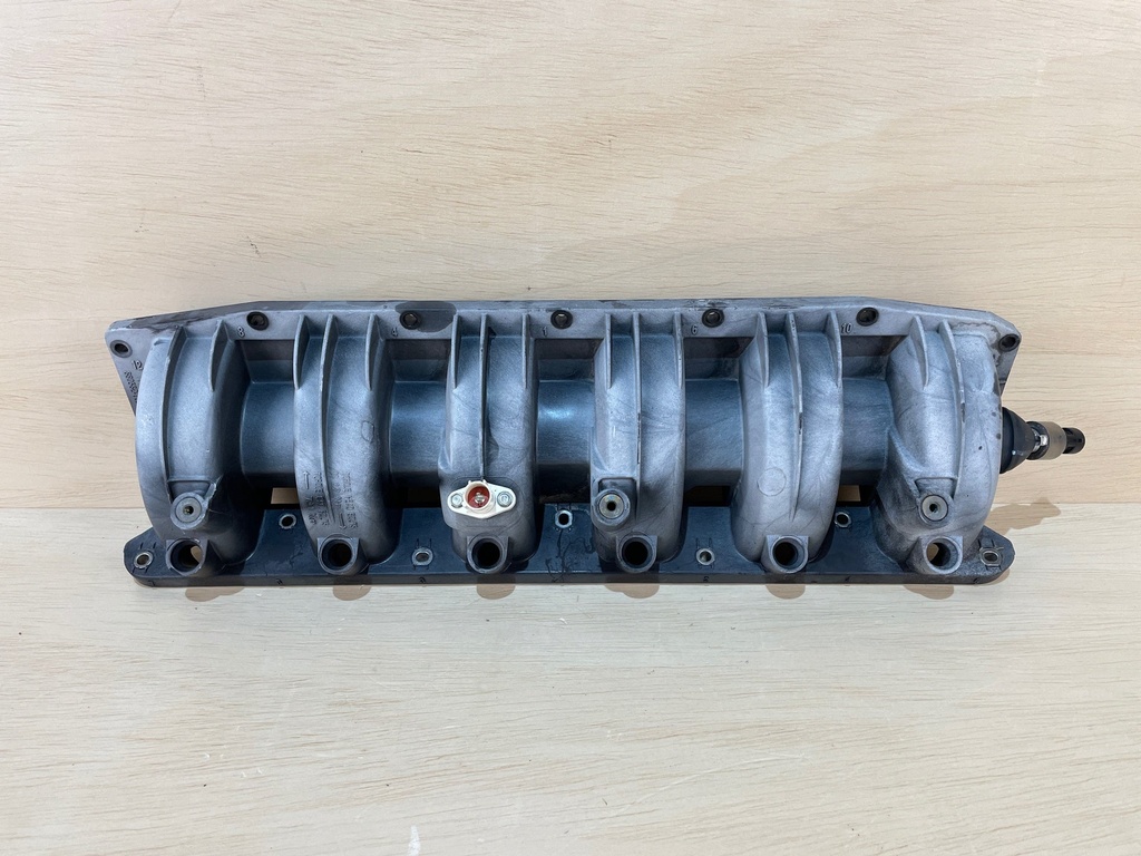 Mercury Verado 2.6L 350HP Outboard Intake Manifold Assembly 8M0083678