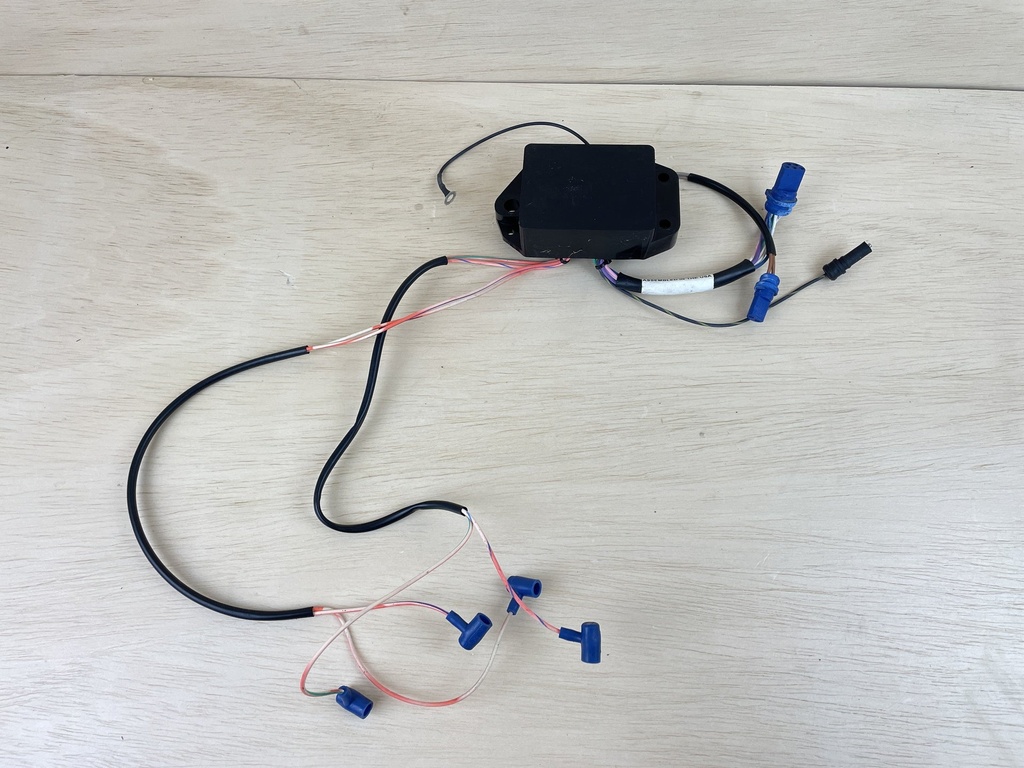 1988 Evinrude 100HP Outboard 2 Stroke Power Pack Assembly 0582262