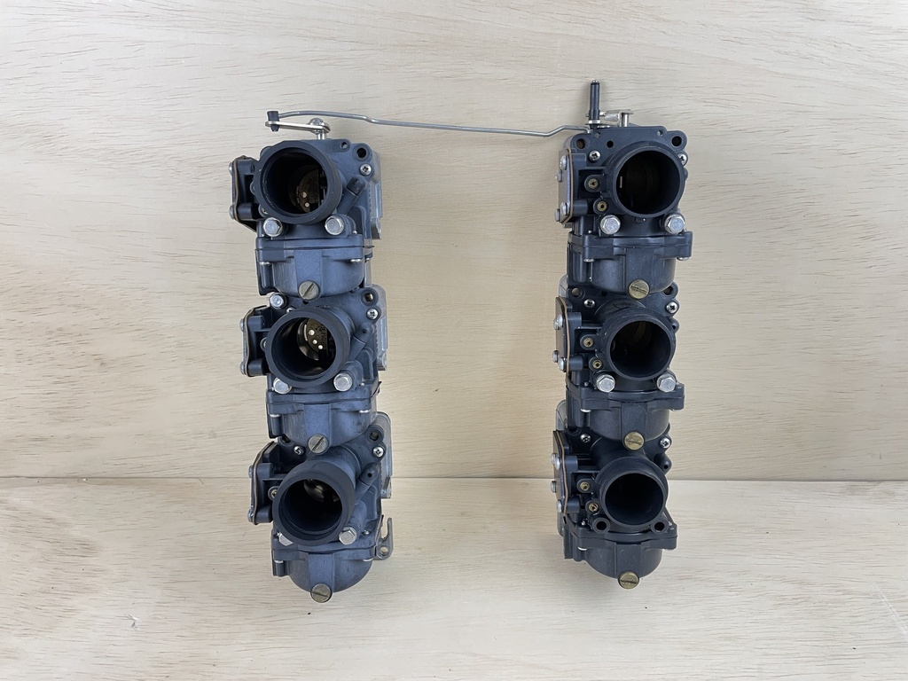 1993 Johnson 150HP Outboard 2 Stroke Carburetor Assembly Port & Starboard