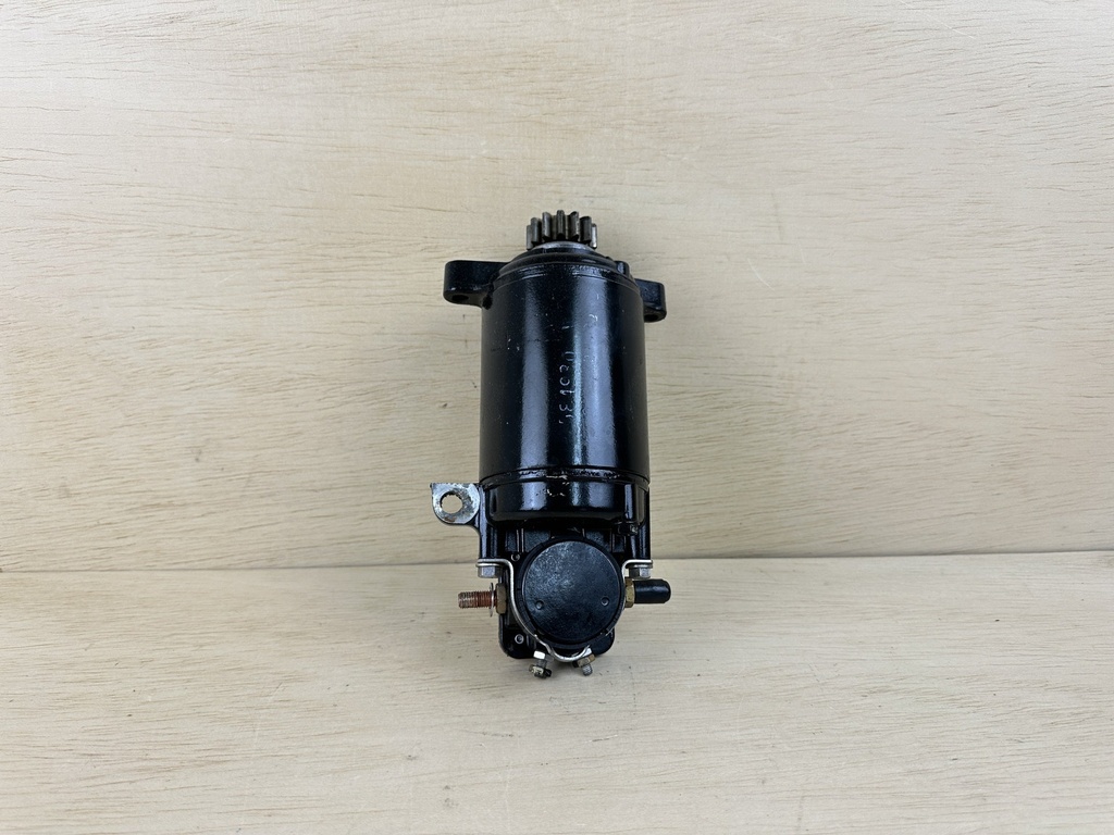 1996 Evinrude 115HP Outboard 2 Stroke Starter Motor Assembly 0584980