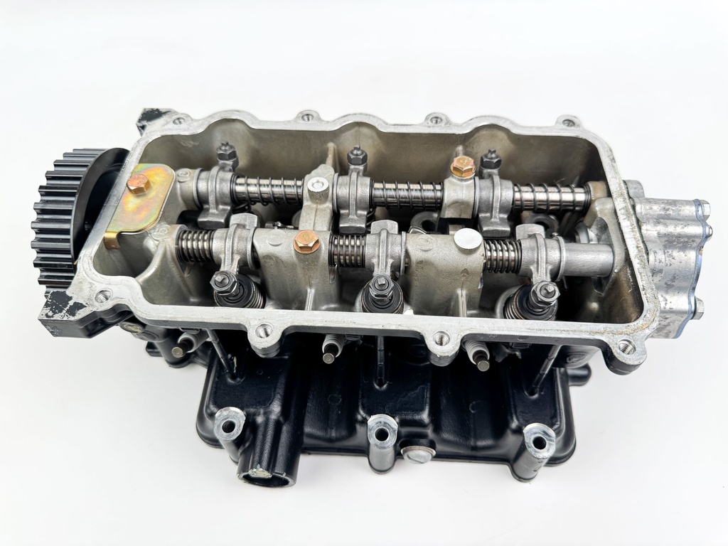 2007 Mercury 25 HP 4 Stroke Outboard Cylinder Head 8M0138727 OEM