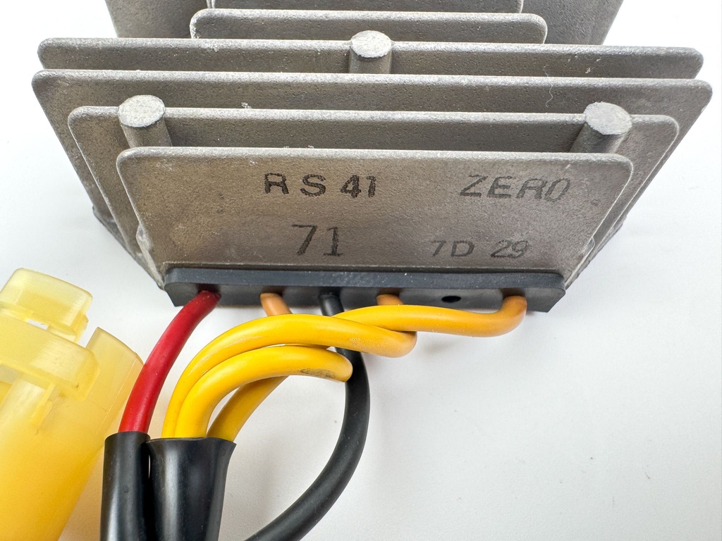 2007 Mercury 25 HP 4 Stroke Outboard Rectifier 898103T14 OEM