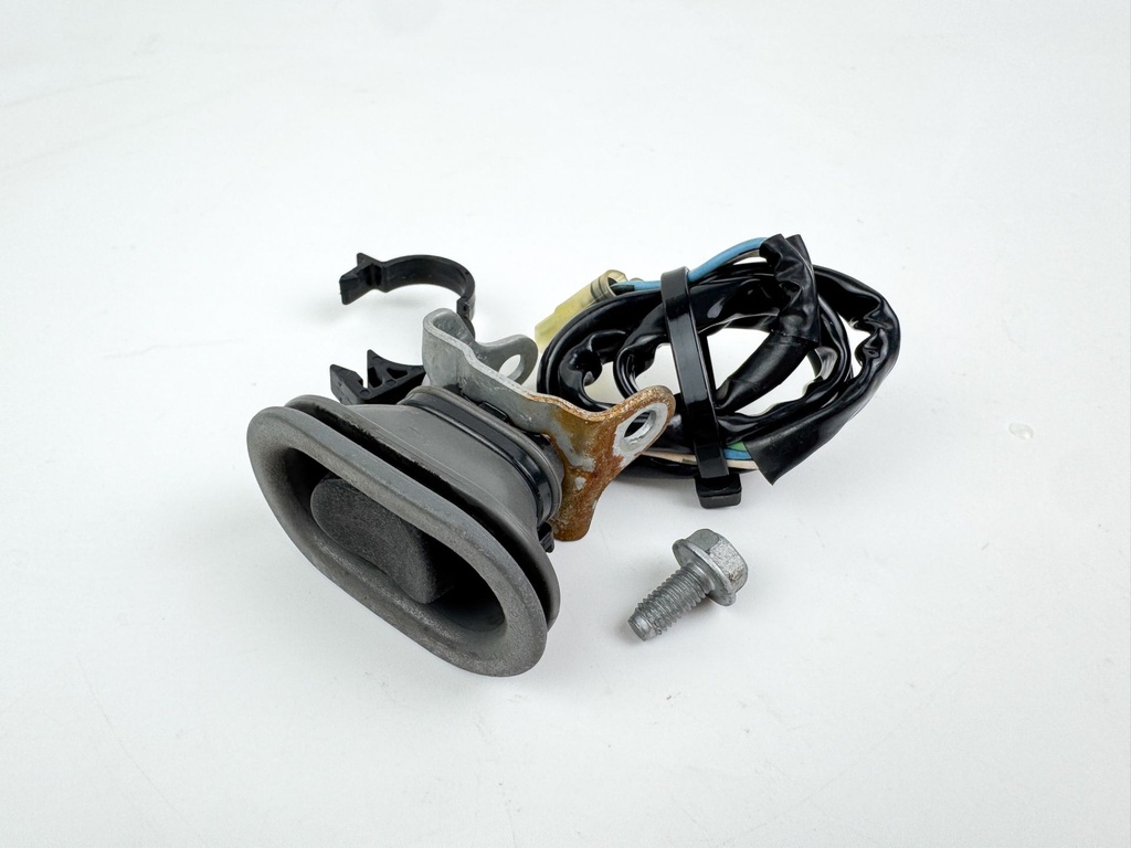 2002 Honda 130 HP 4 Stroke Outboard Trim Switch 35640-ZW1-023 OEM