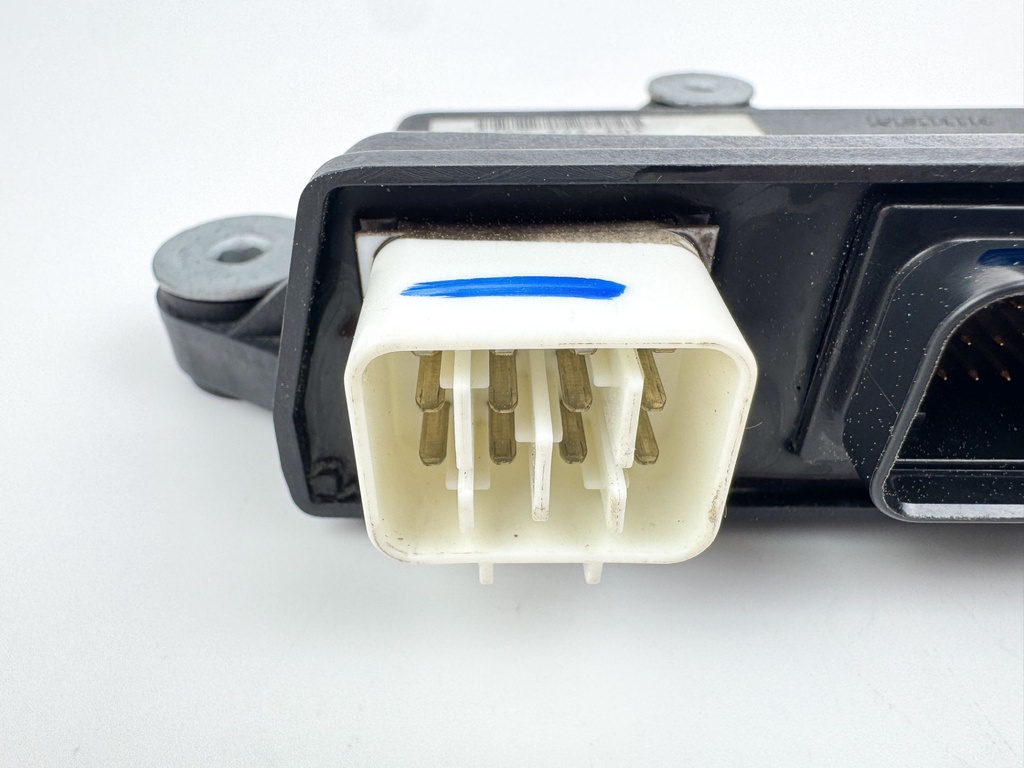 2007 Honda 200 HP 4 Stroke Outboard Engine Control Unit ECU 34750-ZY2-A04 OEM