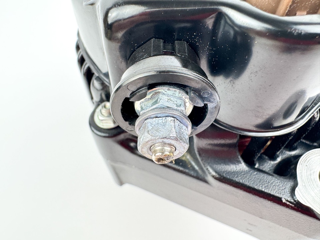 2007 Honda 200 HP 4 Stroke Outboard Alternator 31630-ZY3-013 OEM