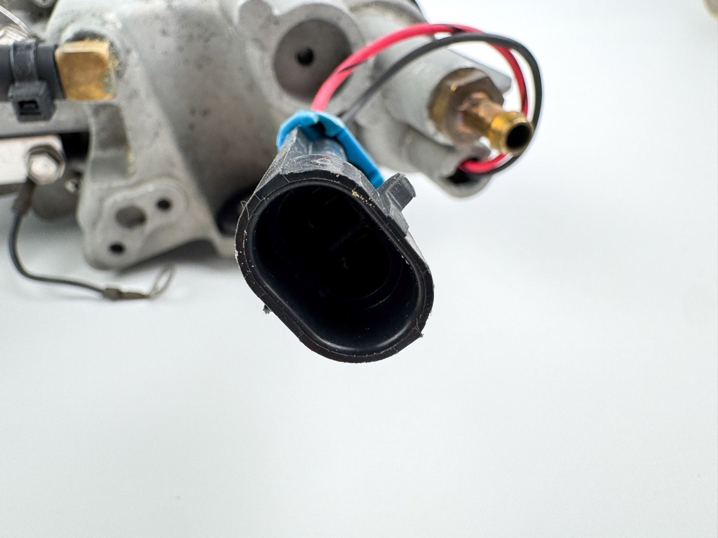 2003 Mercury 135 HP 2 Stroke Outboard Vapor Separator Tank VST 855427A1 OEM